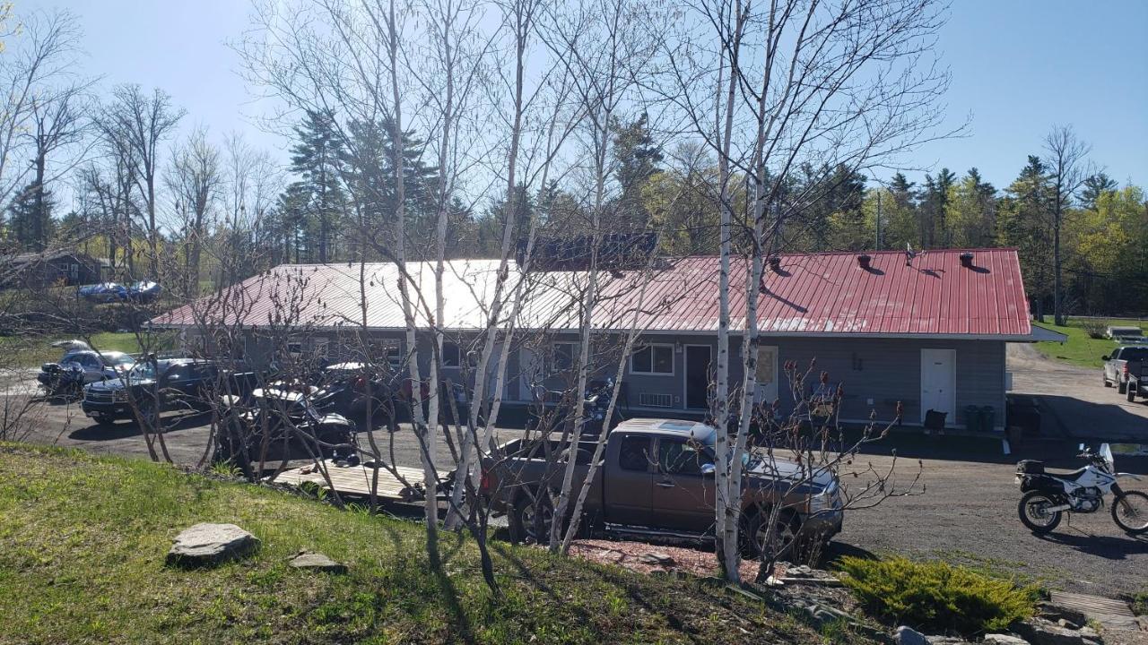 Calabogie Motor Inn Dış mekan fotoğraf